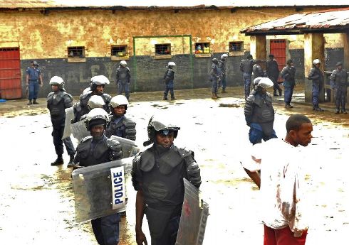 RDC: plus de 300 détenus en cavale après une évasion au Kivu