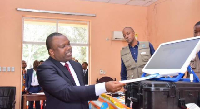RDC-Machine à voter: les agents et membres de la CENI partagent les préoccupations de l’opposition