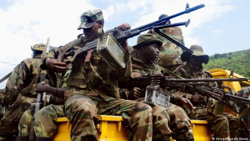 RDC: censés préparer leur retrait, les rebelles du M23 toujours à l’offensive