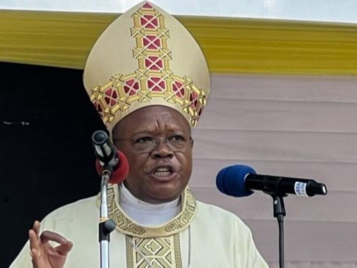 RDC: le Cardinal Ambongo accuse le régime Tshisekedi d’équiper les groupes armés et les FDLR